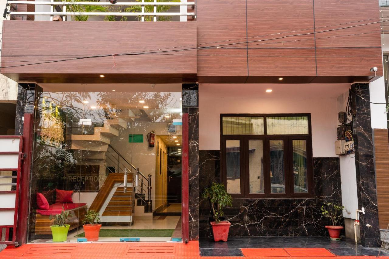 Ventex Inn Лакнау Екстериор снимка