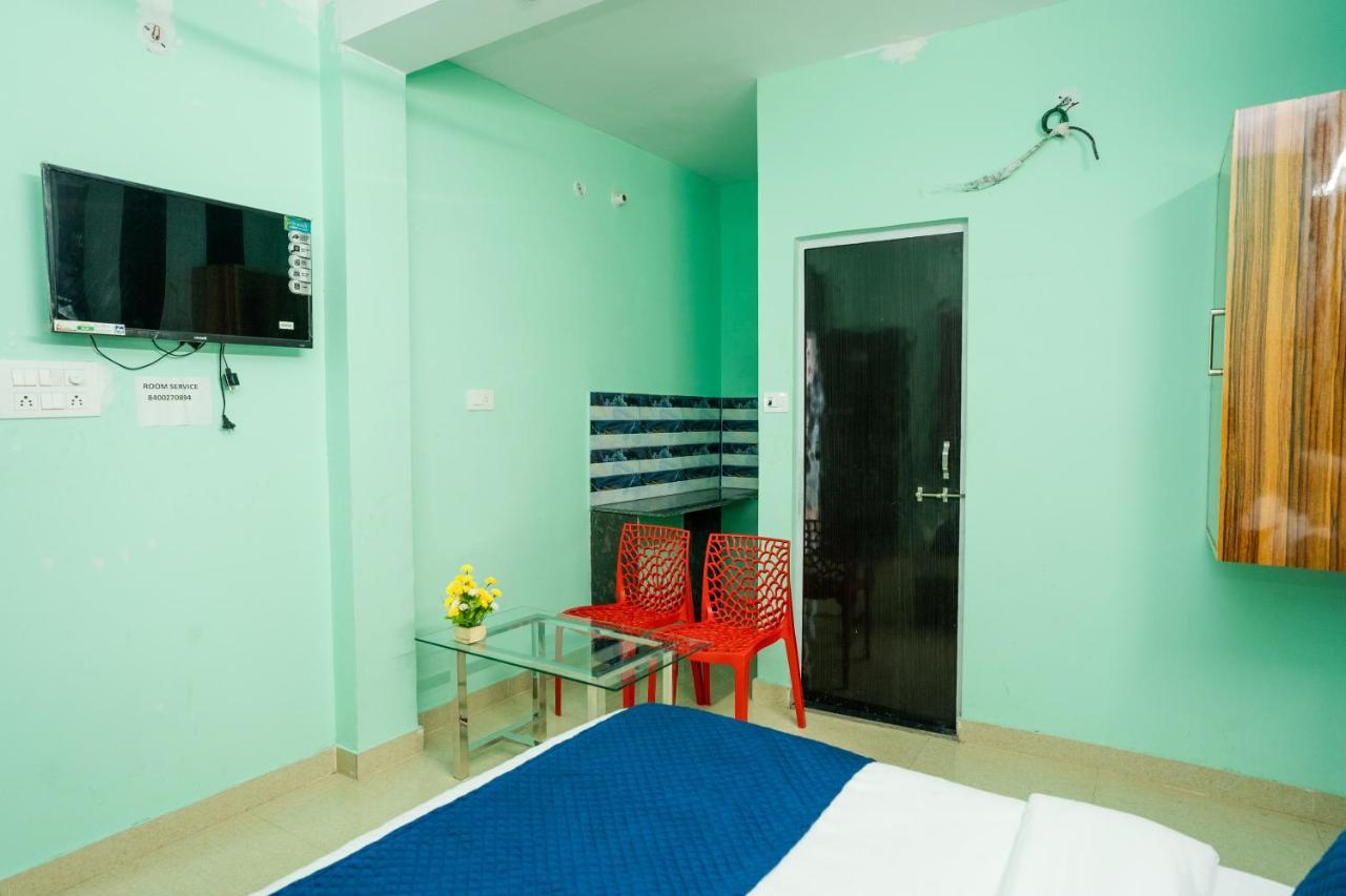 Ventex Inn Лакнау Екстериор снимка