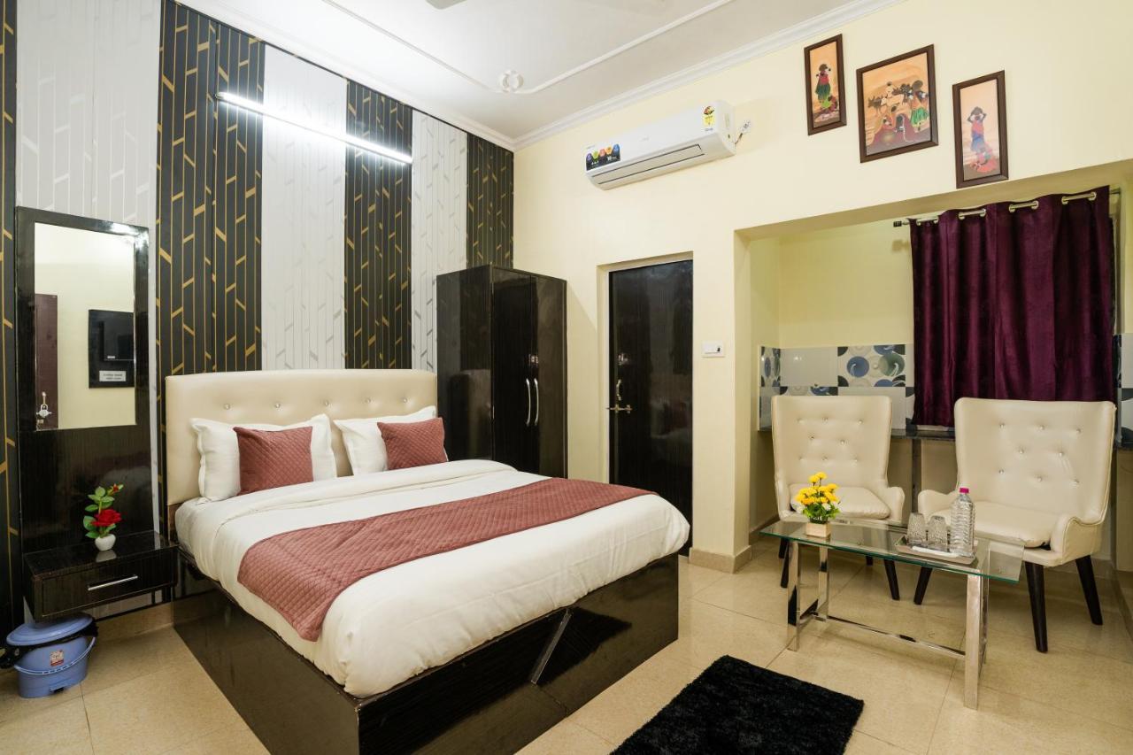 Ventex Inn Лакнау Екстериор снимка